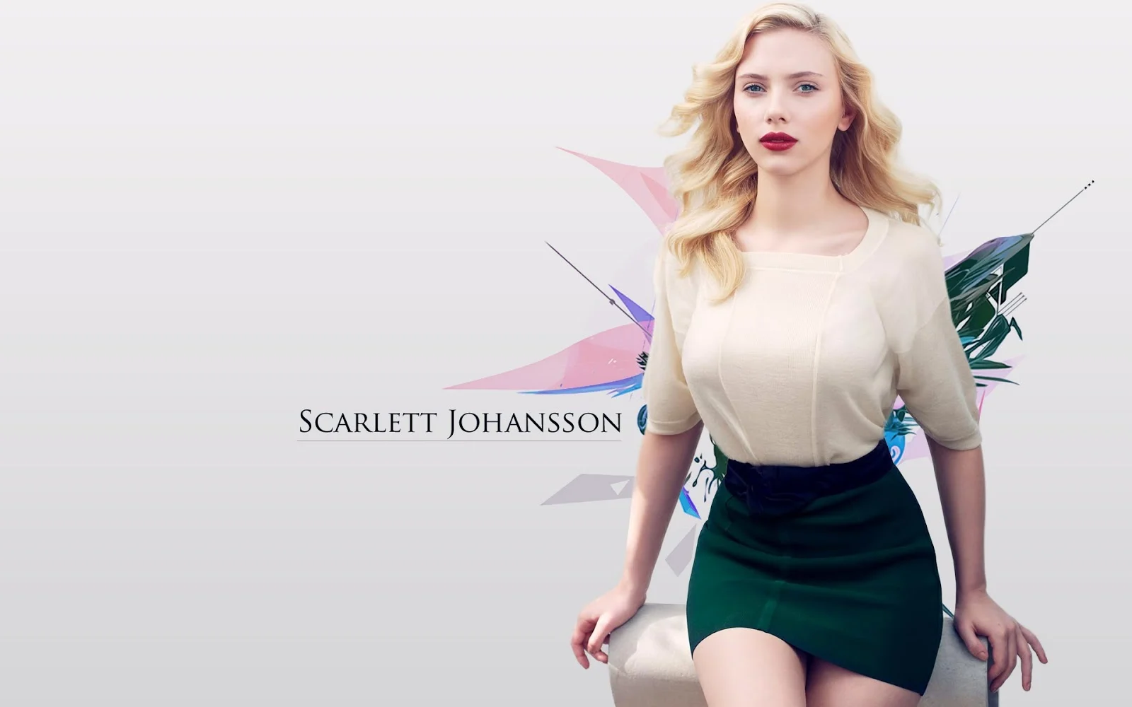 Scarlett Johansson: Family, Age, Net Worth & Career (2024)