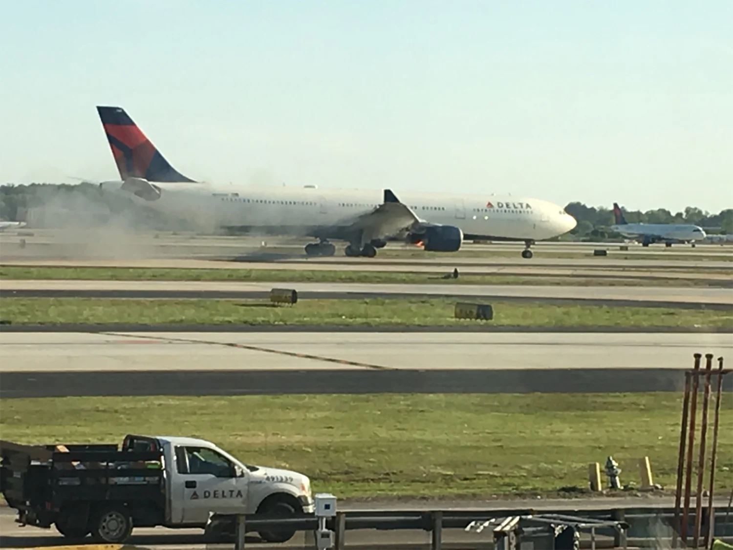 Delta Flight Emergency Slide, Flight 767 